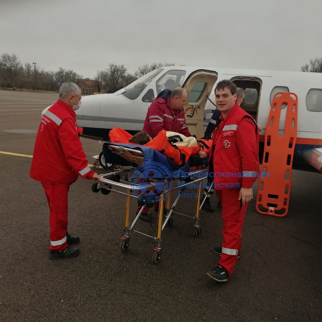 Транспортировка пациентки с тяжелой сочетанной травмой отдельным воздушным судном Cessna